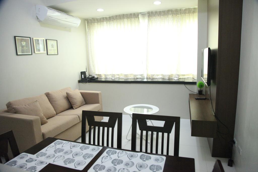 Padgett Place Prime Suites Cebu Exterior foto
