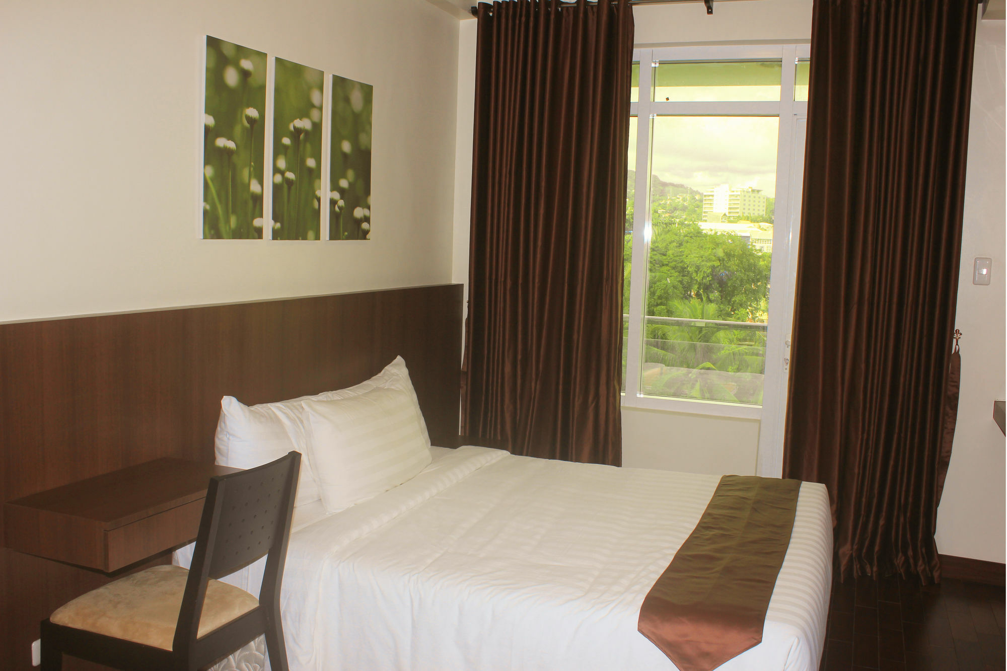 Padgett Place Prime Suites Cebu Exterior foto
