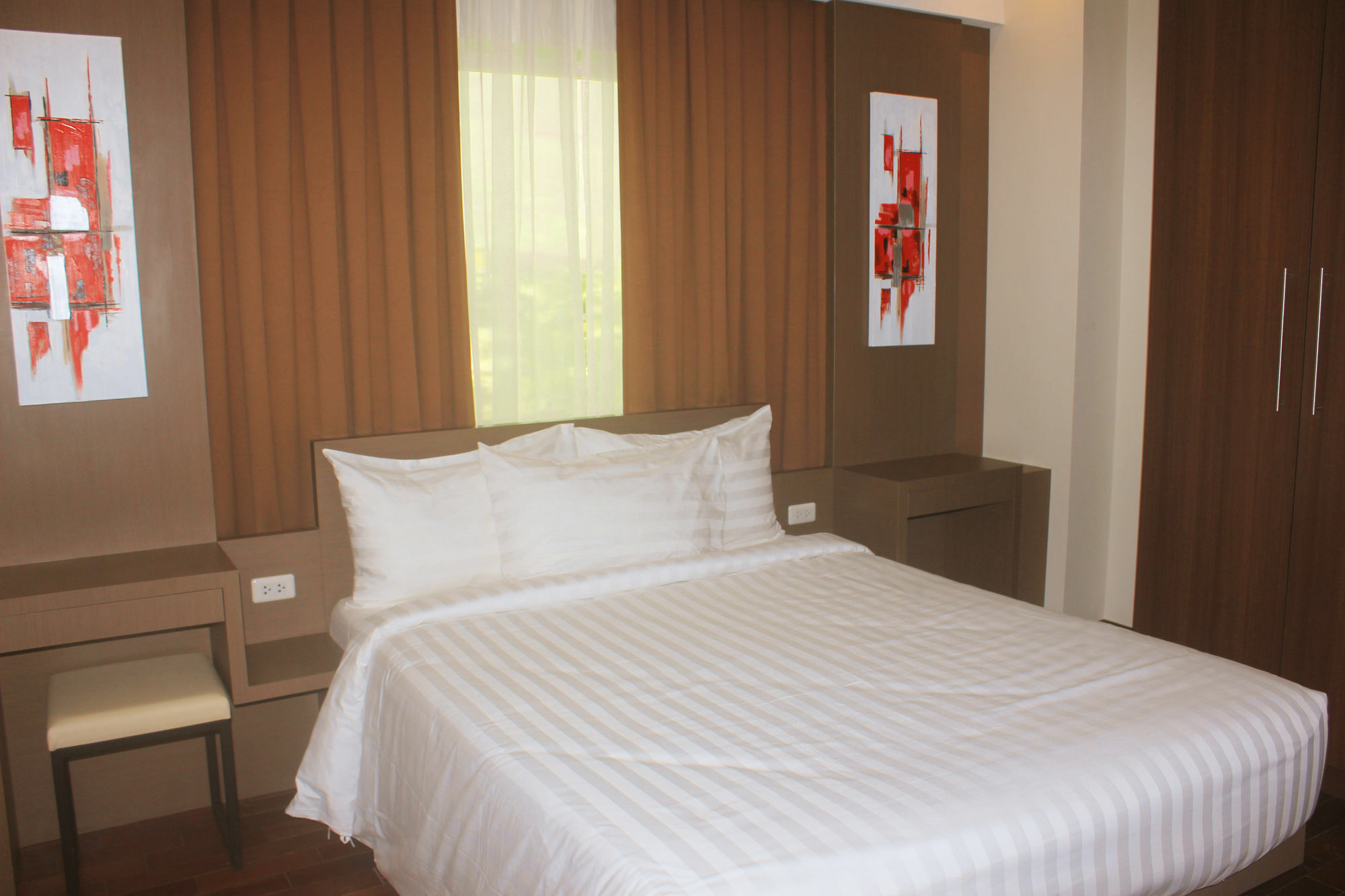 Padgett Place Prime Suites Cebu Exterior foto